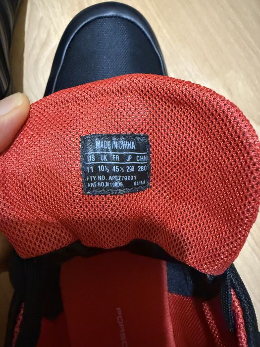 Продам кроссовки