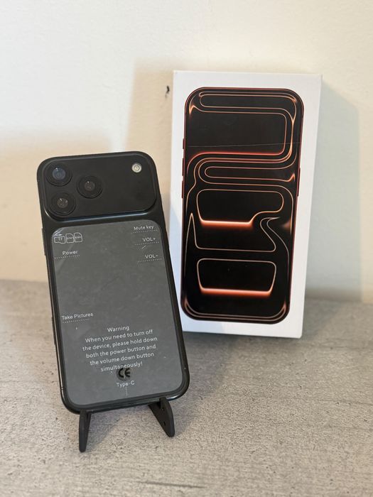 Telefon A18 pro imita iphone