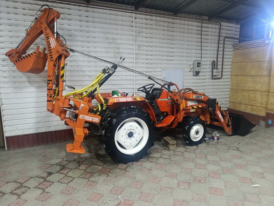 KUBOTA (Japan)мини трактор экскаватор японский