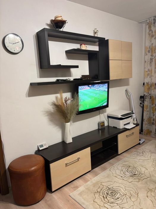 Închiriez apartament 2 camere regim hotelier - TÂRG DE CRĂCIUN