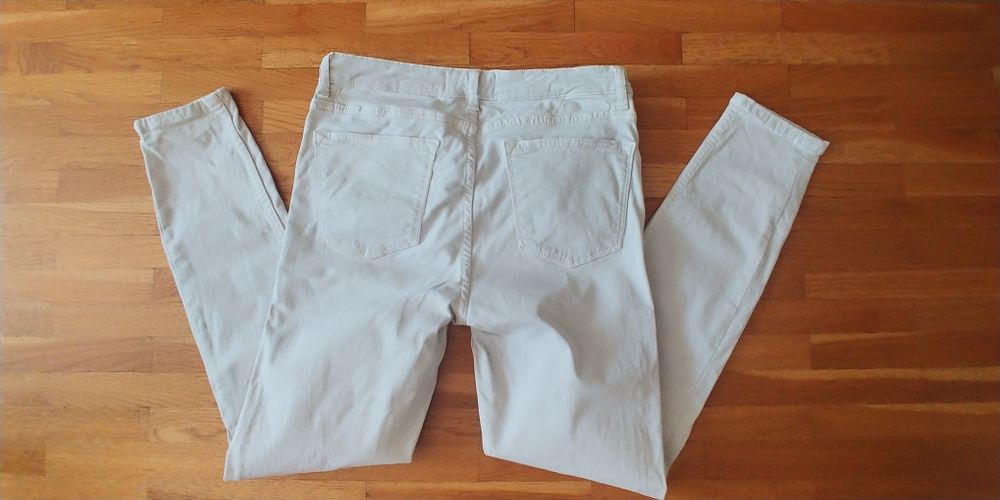 Отлични дънки на Zara,EUR 40