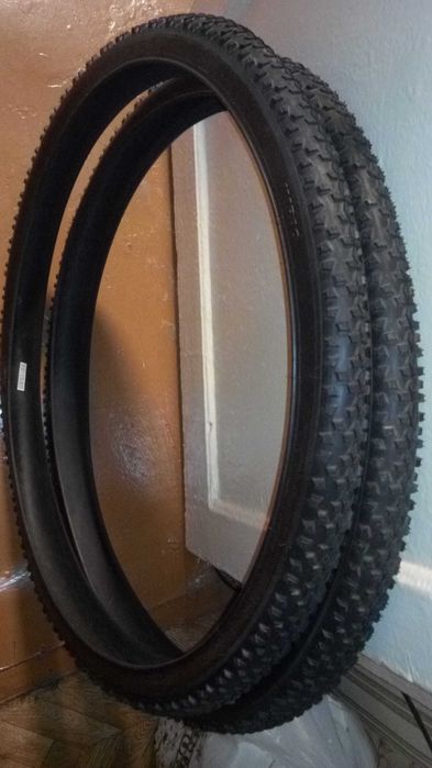 Новые покрышки Impac (Schwalbe Германия) 28" (цена за 2 шт)