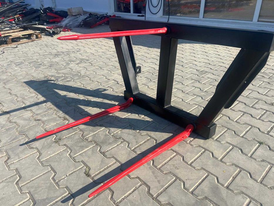 Furca baloti - 3 dinti , 55 cm intre dinti  (Noua)