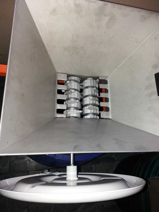 Zdrobitor fructe cu samburi role tamburi aluminiu cuva inox 57x37x23cm