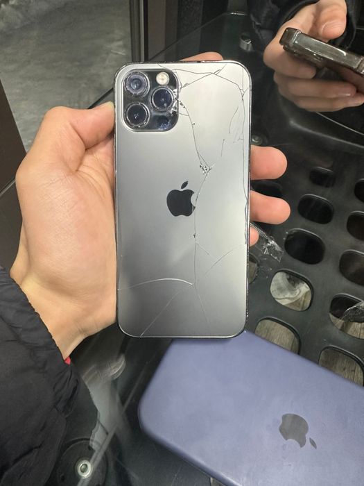 Айфон 12 про обменн