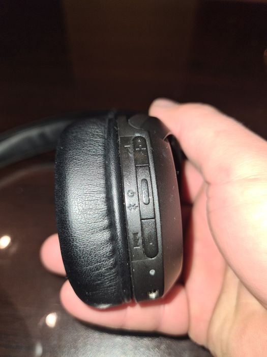 Безжични слишалки сони