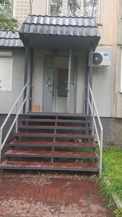 Сдам место для мастера маникюра