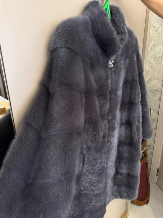 Продам норковую шубу