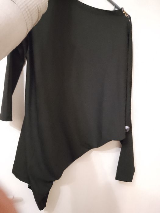 Дамска риза, бюстие и блуза