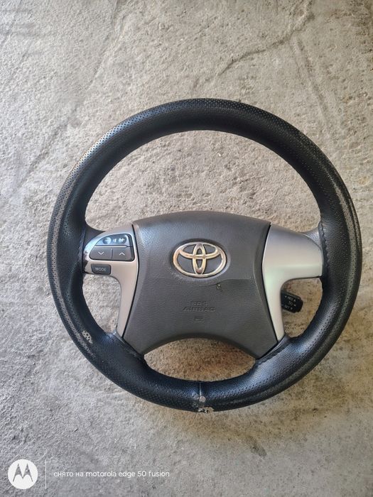 Продам руль камри 40