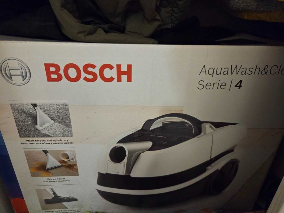 Перяща прахосмукачкa BOSCH SERIES 4 BWD420HYG сухо и мокро почистване