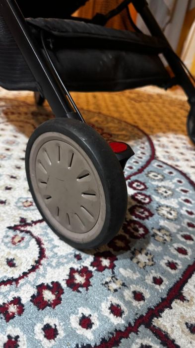 Коляска удобная Nuovita