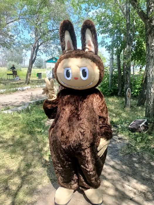 Продам ростовую куклу лабубу