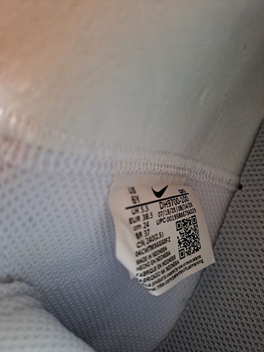 Чисто нови дамски кецове NIKE