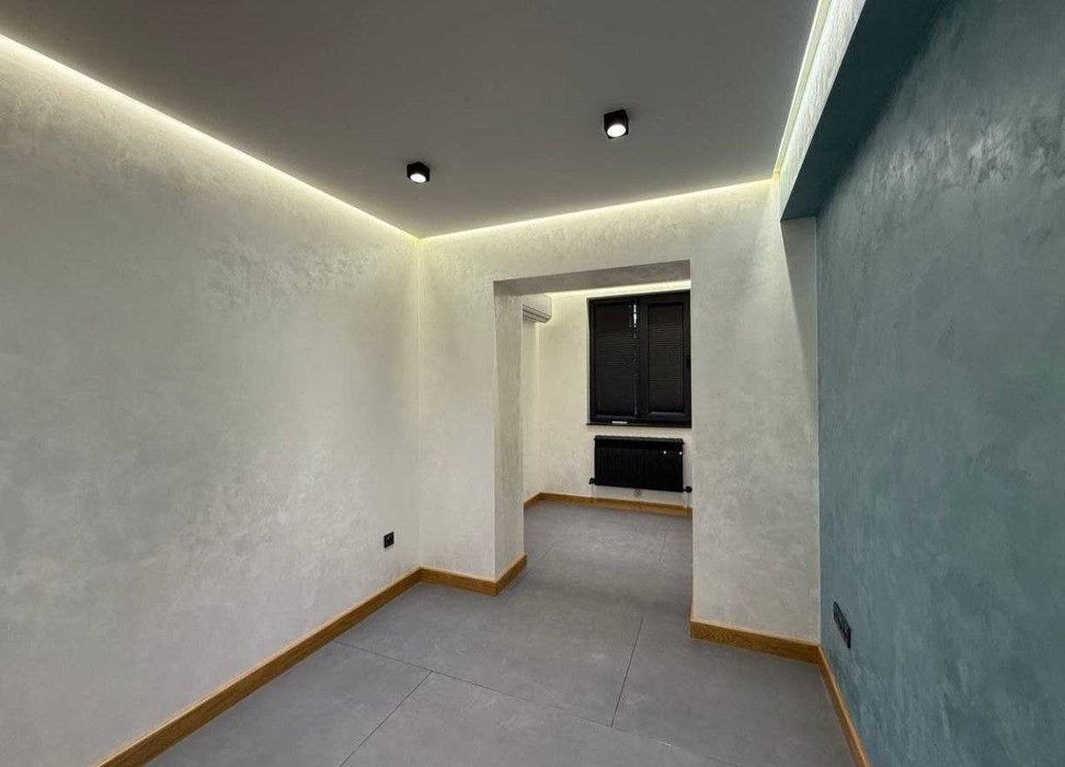 Продажа офис Госпитальный рынок, 76м²