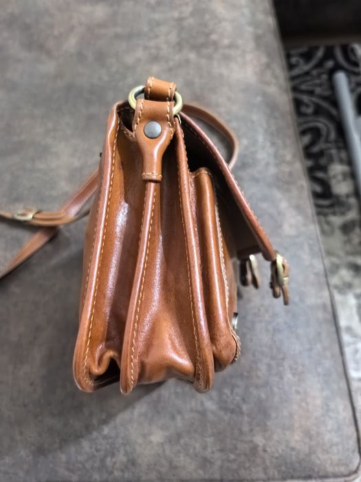 Малка чанта от естествена кожа