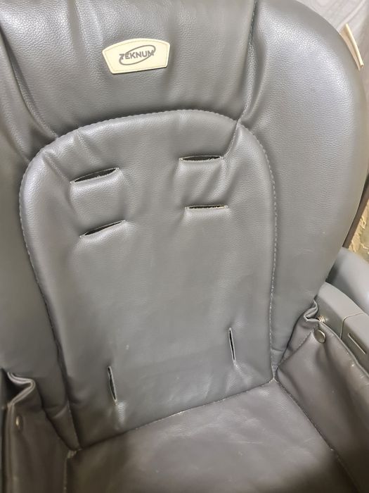 Продам стул для кормления