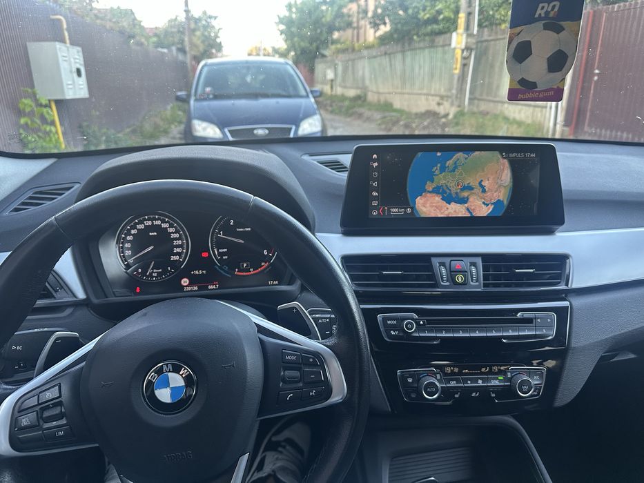 BMW X1 2019 — imagine 5