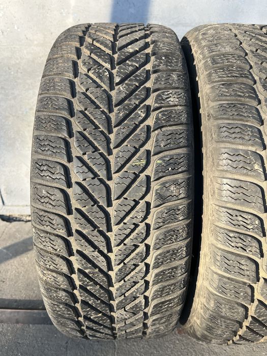 2 бр. зимни гуми 205/55/16 Debica 6+ mm DOT 3815