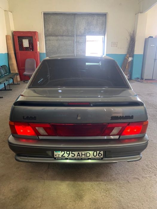 Машина Ваз Лада 2115