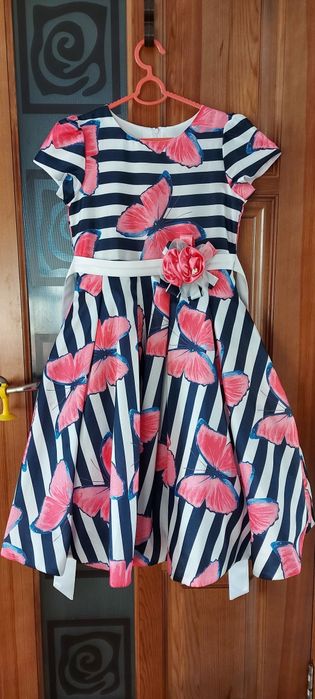 Бальное платье. На рост 146.