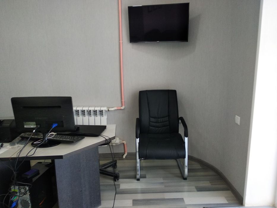 Продается нежилое помещение в городе Наваи 1 этаж  блок ставка  8 мкр