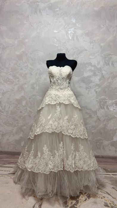 Распродажа свадебные платья от4000тг до 8000тг разные модели