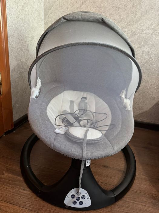 Продается шезлонг