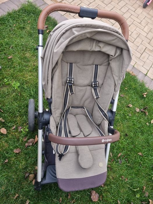Cărucior Cybex Balios S Lux 2 în 1, Classic Beige, cadru Black
