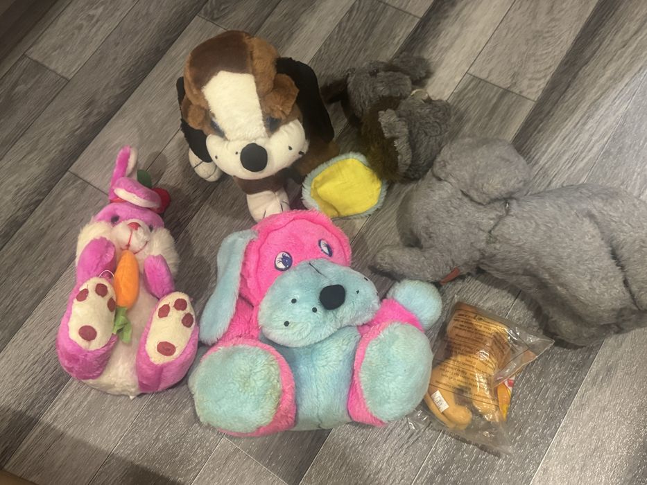 Отдам даром игрушки мягкие