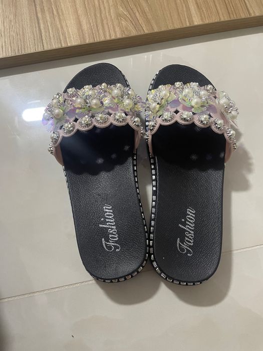 Джапанки и чехли