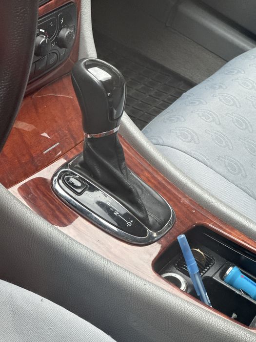 Mercedes e class 200