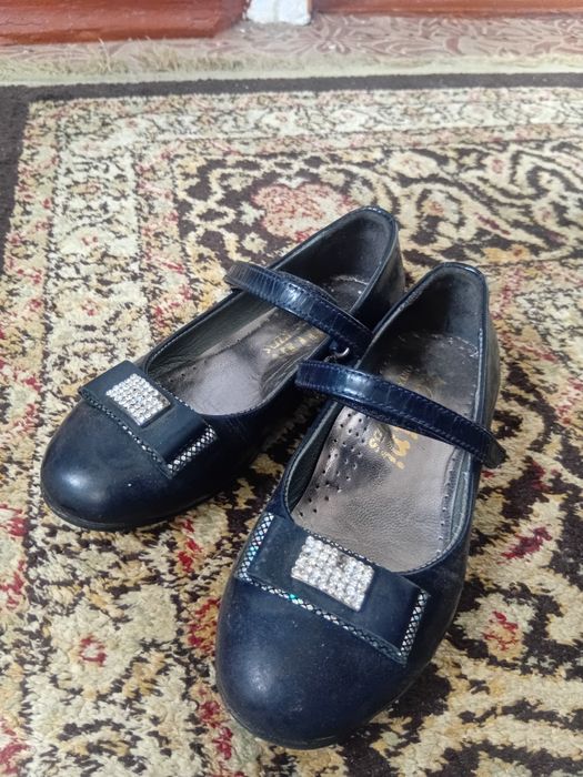 Сандали, туфли продам