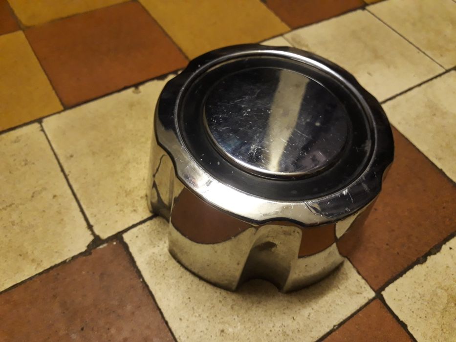 Заглушка на диск автомобильный