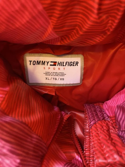 Geaca Tommy XL noua