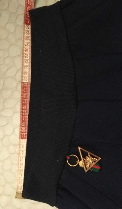 Продам школьные брюки для девочки