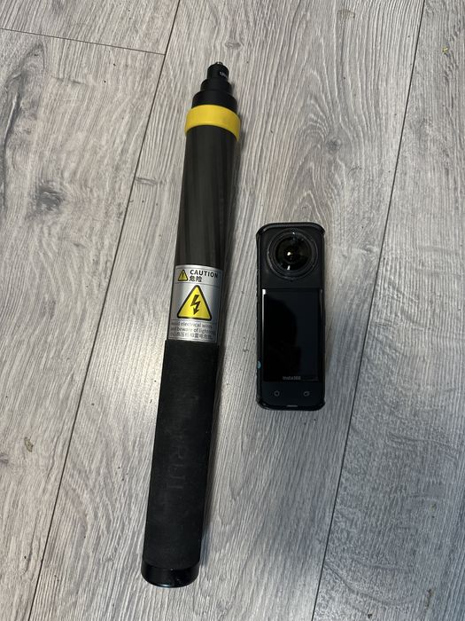 Insta 360 x4 - camera 360 cu stick invizibil