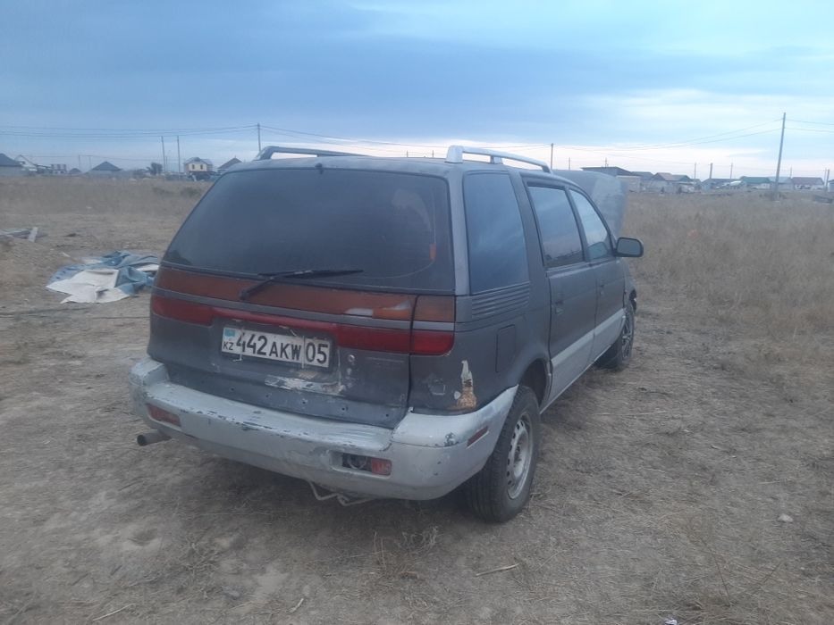 Митсубиси спецвагон