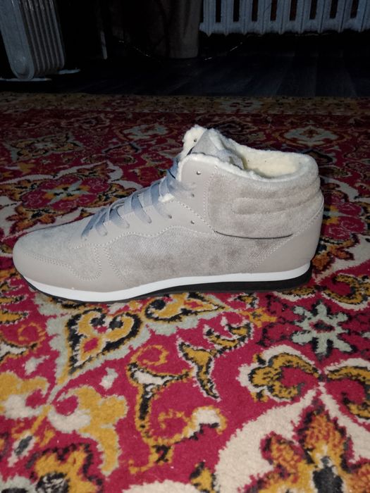 Теплые Кроссовки зима.