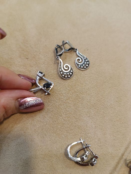 Сребърни обеци различни модели