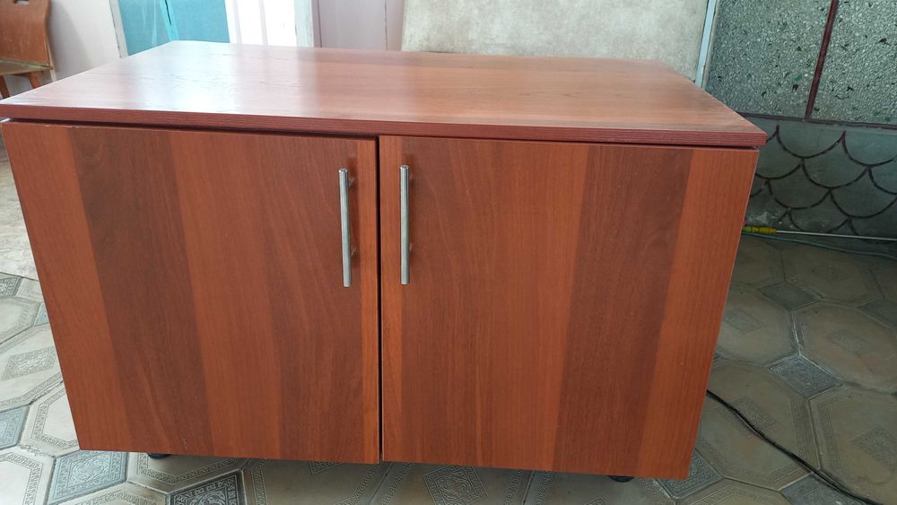 Тумба под телевизор