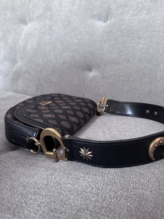 чанта Guess,страхотен модел