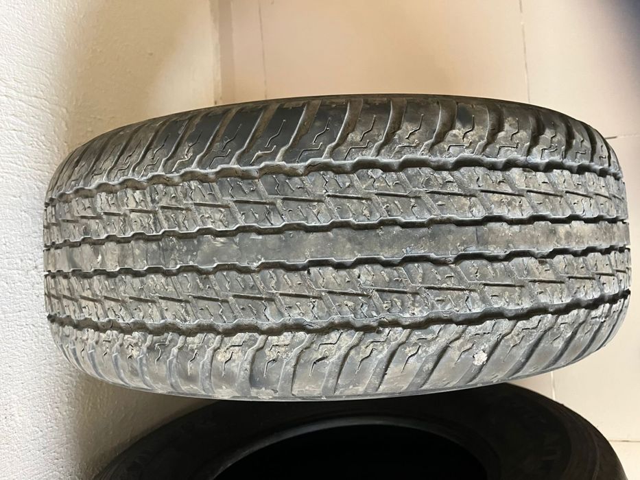 Покрышка сатылады, размер 285/65/17.