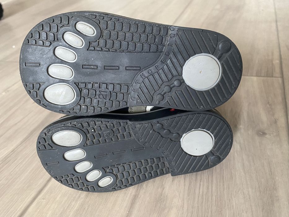 Ортопедические сандали