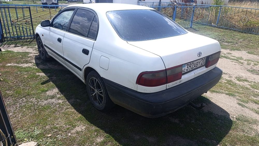 Продам Тойота Карина Е