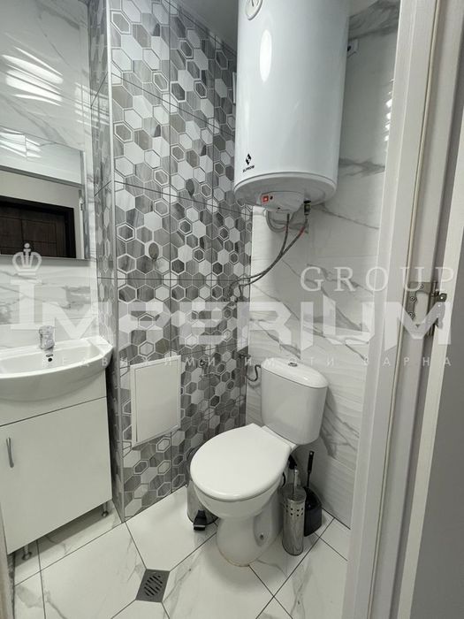 Продава се Двустаен апартамент в Варна, Аспарухово - 45 кв.м за 2414 €/кв.м - Снимка #11
