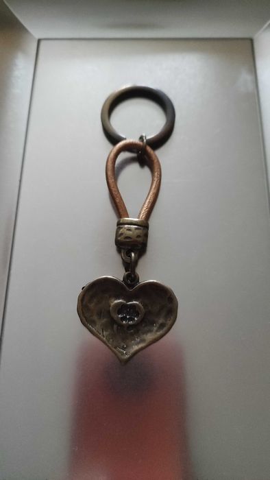 Аксесоари за дамска чанта от метал