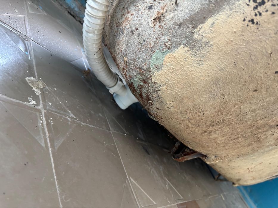 Чугунная ванна продаётся