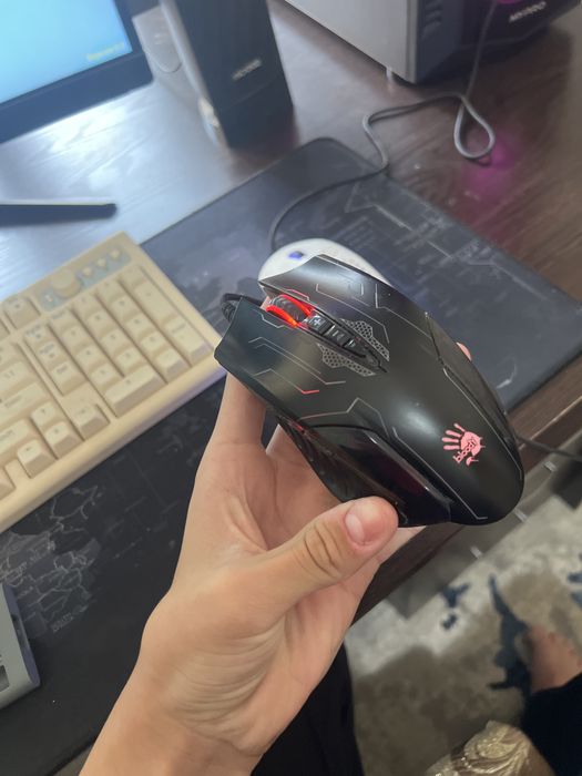 Игровая мышька Bloody