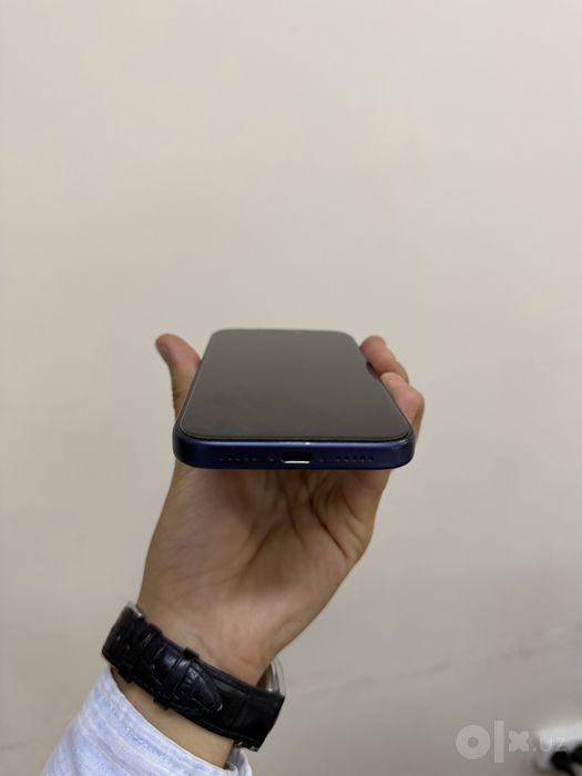 Iphone 17 pro blue 256 batery 92%  sim esm karobka hamma narsa bor